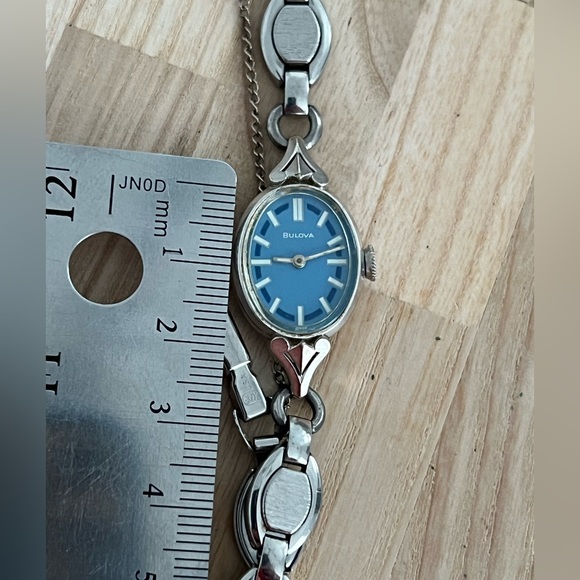 Bulova Ladies Watch RARE Vintage Mechanical Winding 10K Gold Plated Bezel Blue - Picture 13 of 14